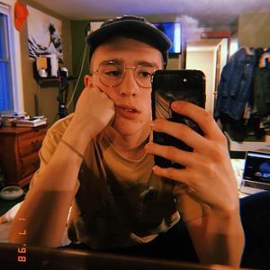 Meet your Posher, Alex